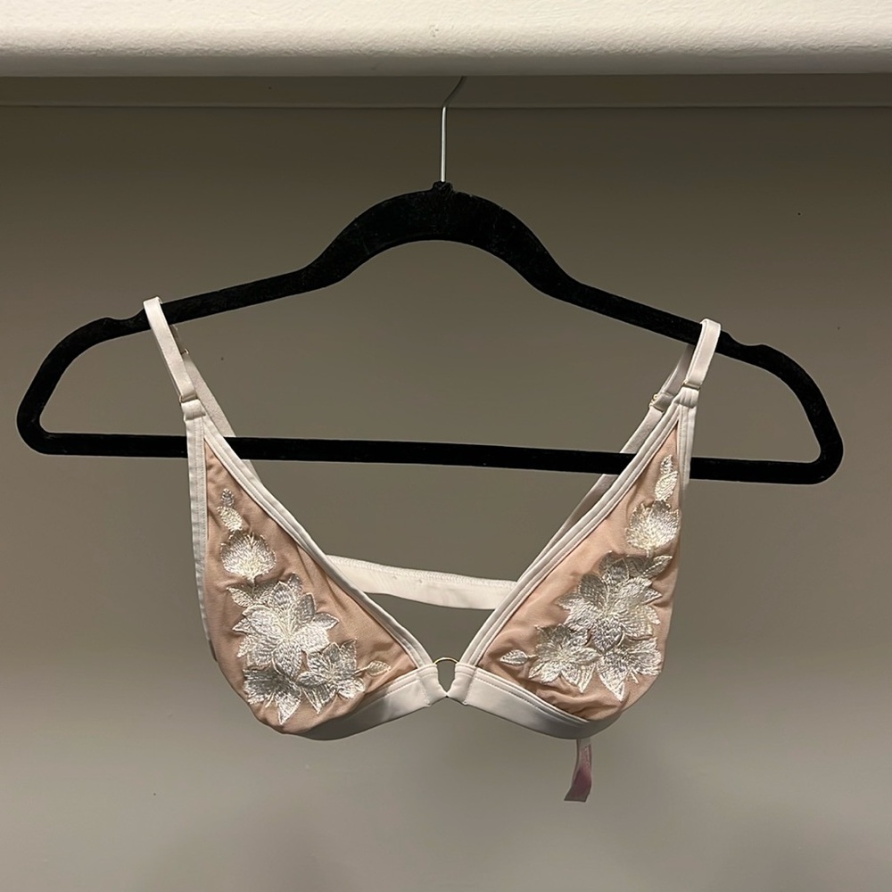 Lacey Bra